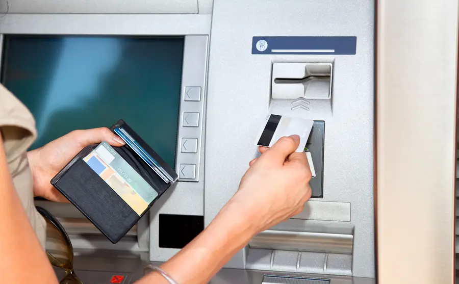 How to Negotiate Deals with Business Owners for ATM Placement: A Guide